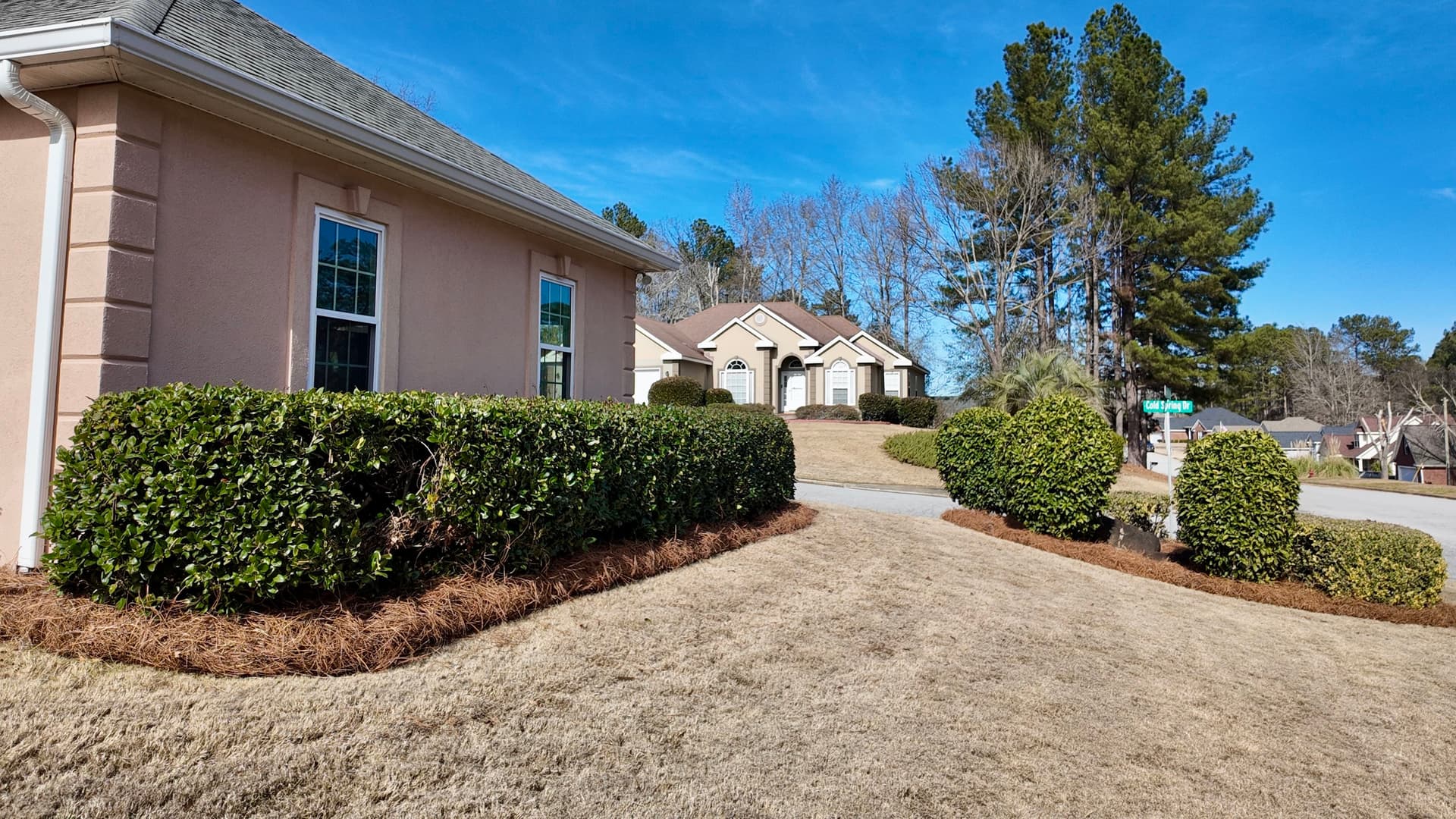 Gallery photos for Pinestraw Refresh for Grovetown Homeowners: Image #3