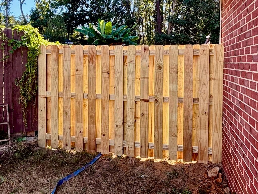 Enhancing Pool Privacy with a New Fence Installation