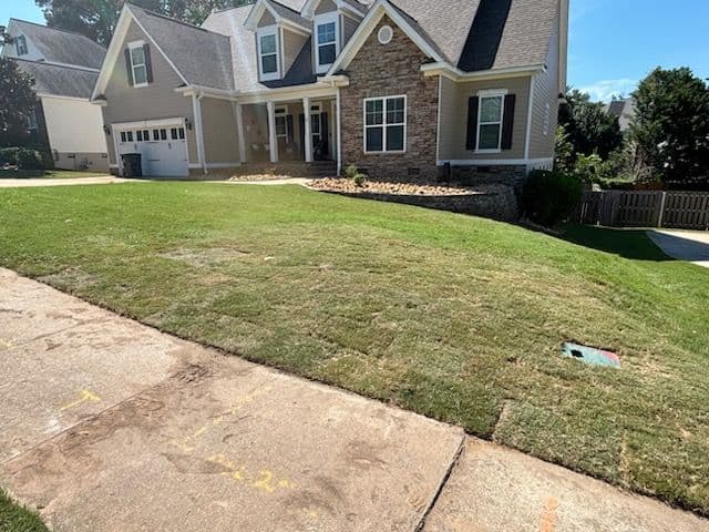 Gallery photos for Transform Your Lawn with Fresh Bermuda Sod: Image #1